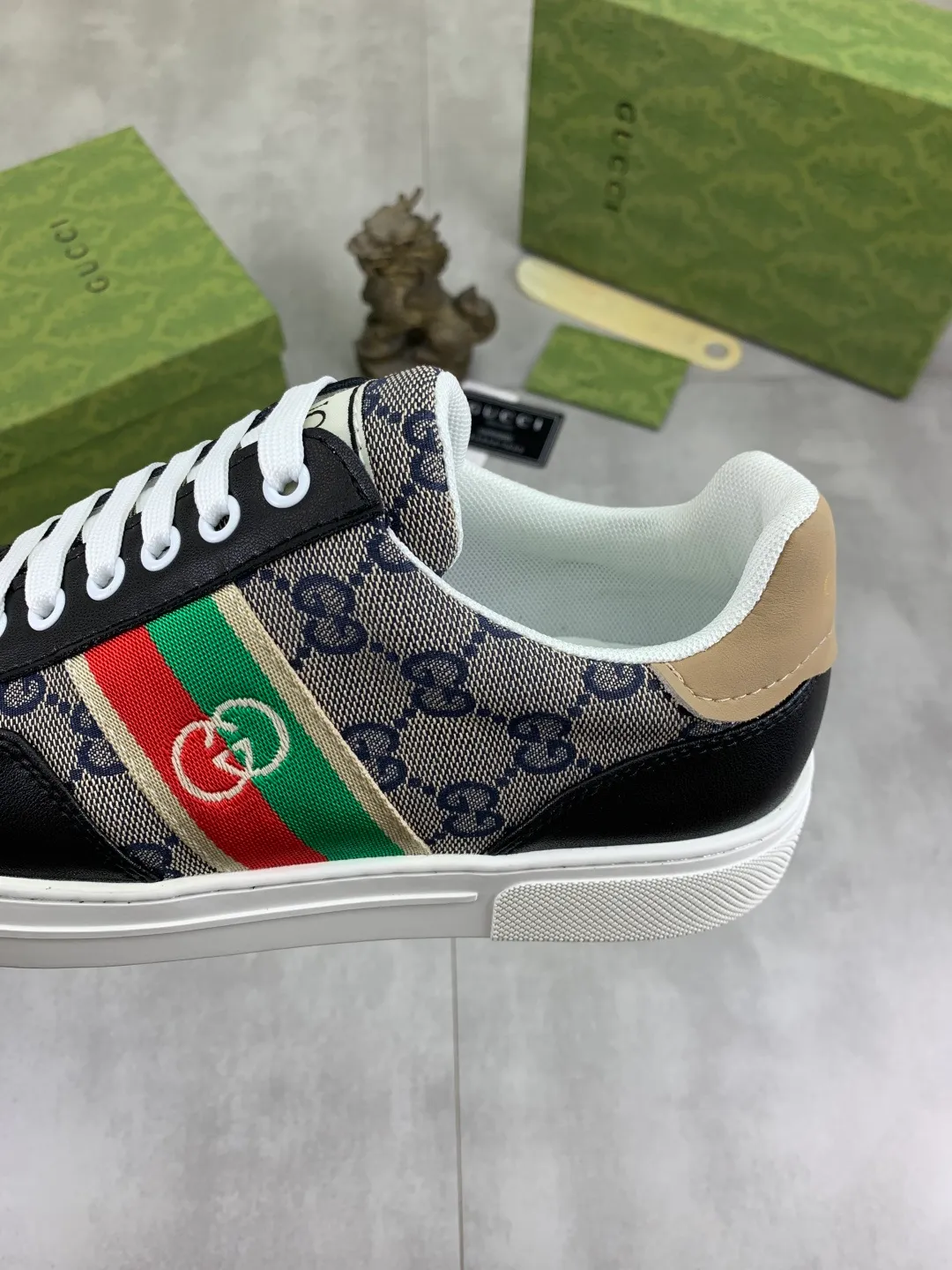 Men's men's shoes 💰P440💰 [New model] (GUCCI) official website's latest 🎁🎁casual and fashionable men's shoes 👟, hot style 💥 style is simple and elegant, exclusive for trendy men. Unique official website's latest brand double G elements Original 👑Gucci decoration, fashionable and generous, the fabric is original frosted calfskin✅Fully imported first-layer pigskin lining, the official website specifies wear-resistant, lightweight original rubber casual outsole, the classic model is taken in real life🎬38-44 3️⃣ colors available